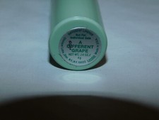 CLINIQUE LIPSTICK A DIFFERENT GRAPE GREEN TUBE LIP STICK VTG NOS DISCONTINUED