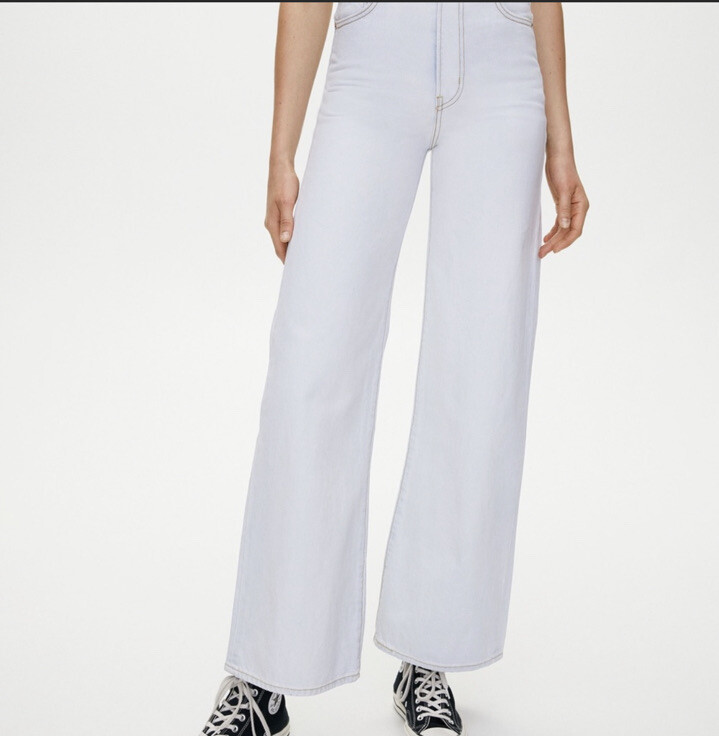 Levis Premium Ribcage Wide Leg Light Wash Women's Full Levis Premium Ribcage Wide Leg Light Wash Women's Full