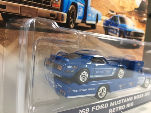 HOT WHEELS ‘69 FORD MUSTANG BOSS 302 RETRO RIG - Picture 3 of 5
