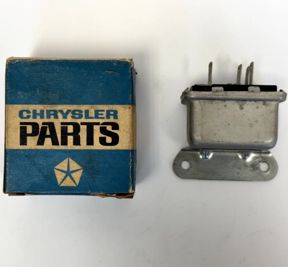 Relé de puerta de faro para Dodge Charger 1966-1967 2661949 nuevo en stock Foto 3 de 4