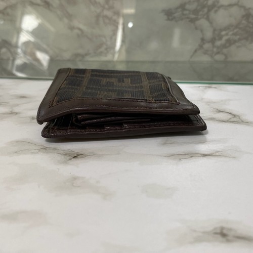 Auténtica Cartera Fendi Plegable Cuero Marrón Zucca - Imagen 6 de 12