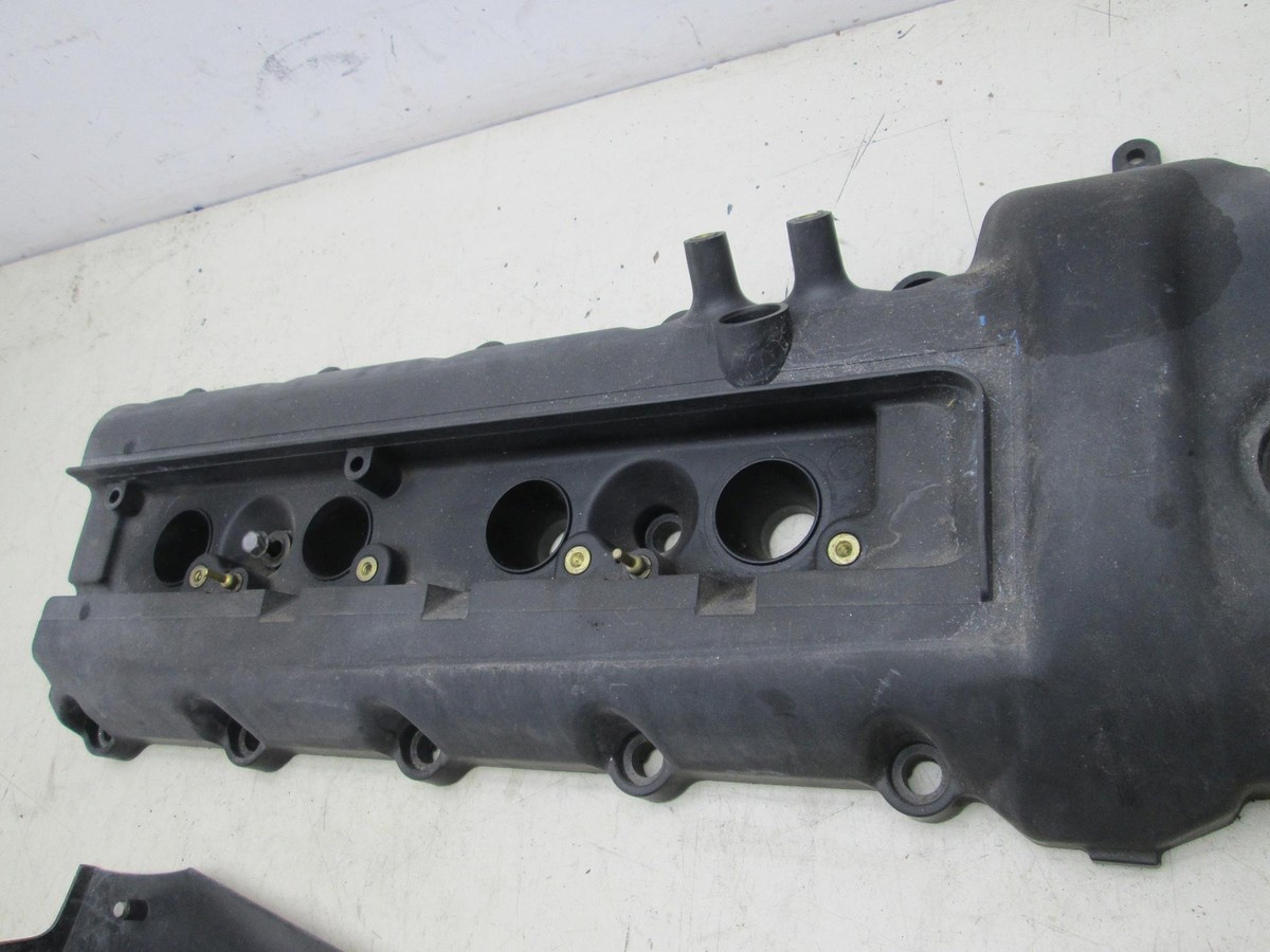 Jaguar XJ8 XK8 S-Type w/4.2 04-10 Right Valve Cover AJ812391 (USED