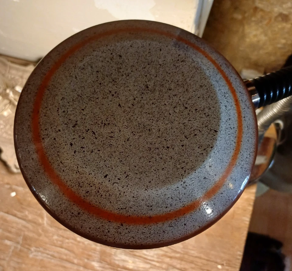 Lampe Vintage 1960, 1970 abat-jour émaillé très bon état de marche. - Photo 4/4