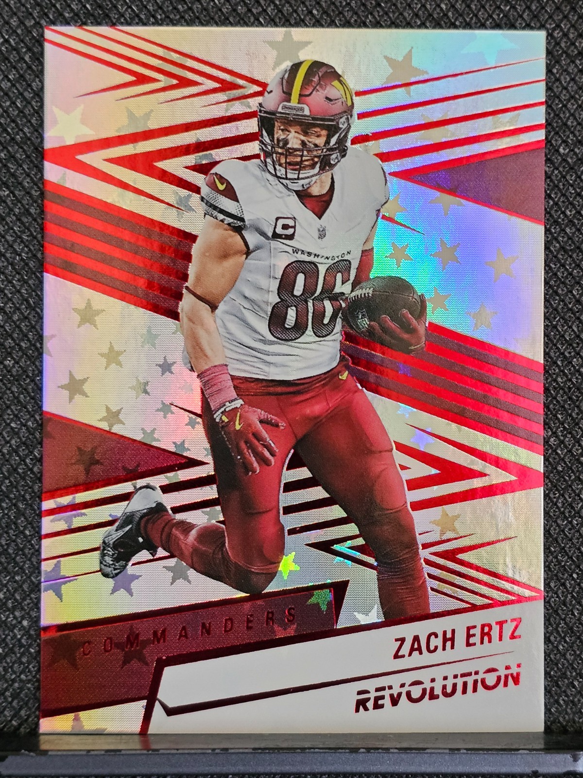 2025 Panini Revolution Zach Ertz #184 Red Astro Washington Commanders