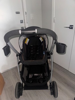 Graco Modes Nest DLX Travel System - Black n grey