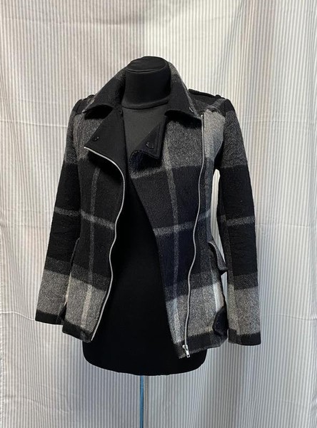 Women Karen Millen Coat Black 32 / XXS / 40