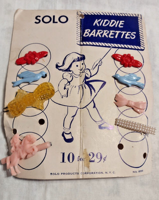 8 VINTAGE KIDDIE BARRETTES BOWS BIRDS AND GIRL ON PONY ON SOLO CARD