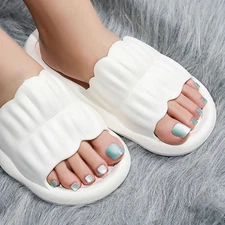 evpct Light Blue Cat Eye Press on Toenails for Women, Pale Blue Glossy Glitte...