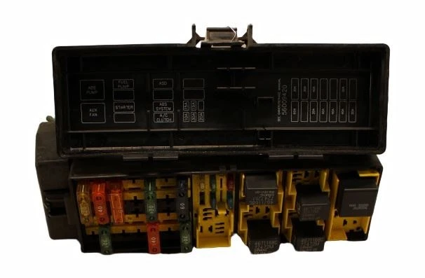 Las mejores ofertas en Fusibles y Cajas de Fusibles para 1996 Jeep
