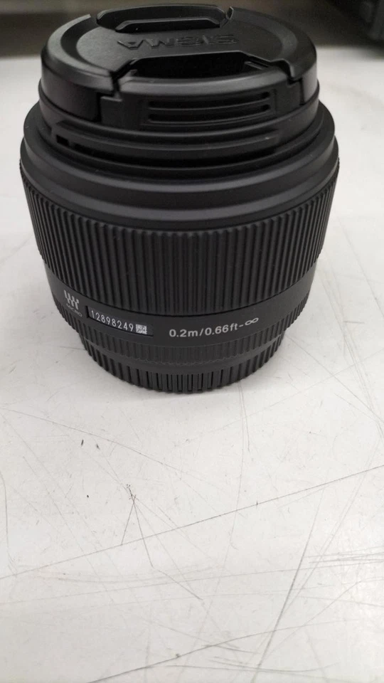 Sigma DN 19mm f/2.8 DN AF IF ASP Lens For Sony NEX E-mount NEX-5 A6000 - Image 3 of 4