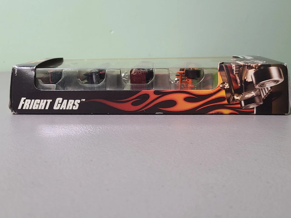 Hot Wheels Fright Cars 5 PACK BAÑERA DE HIDROMASAJE PLYMOUTH FURY CADILLAC CAMIONETA SLIME Foto 3 de 4