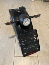 Moto Guzzi V7 850 Schutzblech mit Beleuchtungseinheit