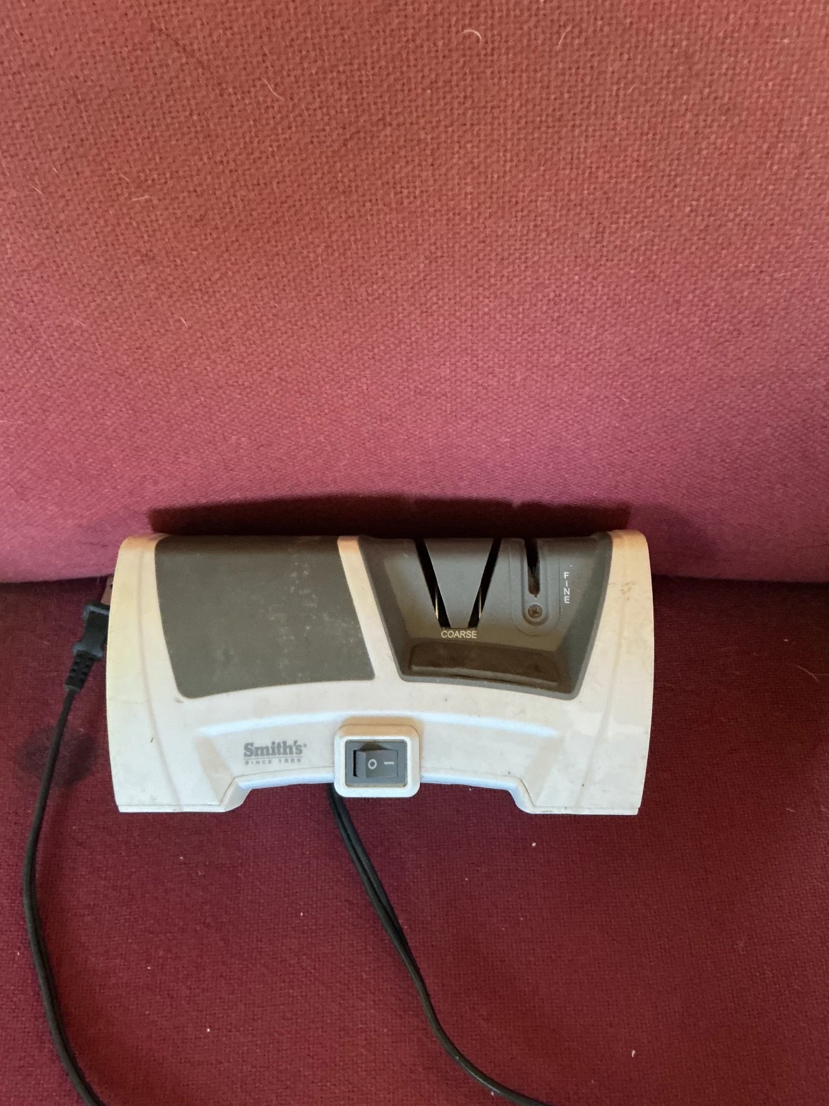 Smiths’s Deluxe Diamond Electric Knife Sharpener Model 50127
