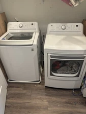 LG Washer & Matching Dryer Set | 2021 | Great Condition | WT7150CW