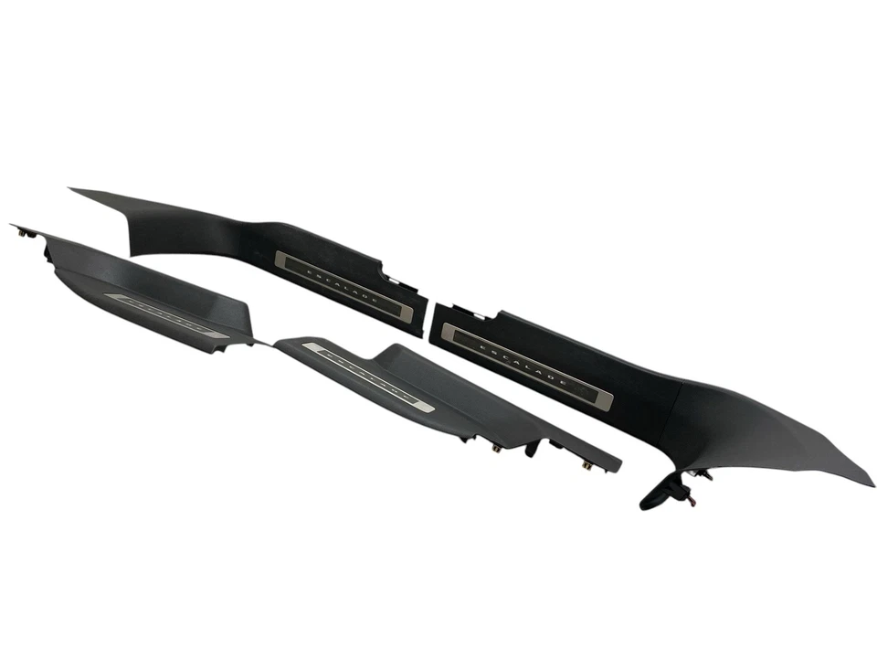 2021-2024 CADILLAC ESCALADE ILLUMINATED DOOR SILL GARNISH COVER SET *NOTE* OEM - Imagem 2 de 4