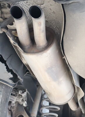 BESTPRICE Auspuff Set VW Passat B5/B5.5 - Mittelschall- & Endschalldämpfer Inkl. Montagematerial