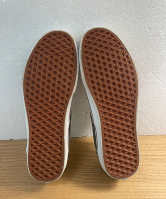Vans Doheny Shoes Mens 9 Grey w Brown Leather Tongue and Tag 