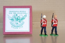 TROPHY MINIATURES ZULU WAR 2 x BRITISH 24th REGT MARCHING RORKE'S DRIFT  7om