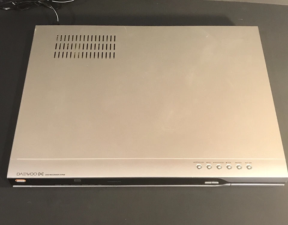 Reproductor grabadora de DVD Daewoo DVR-06 para piezas Foto 2 de 4
