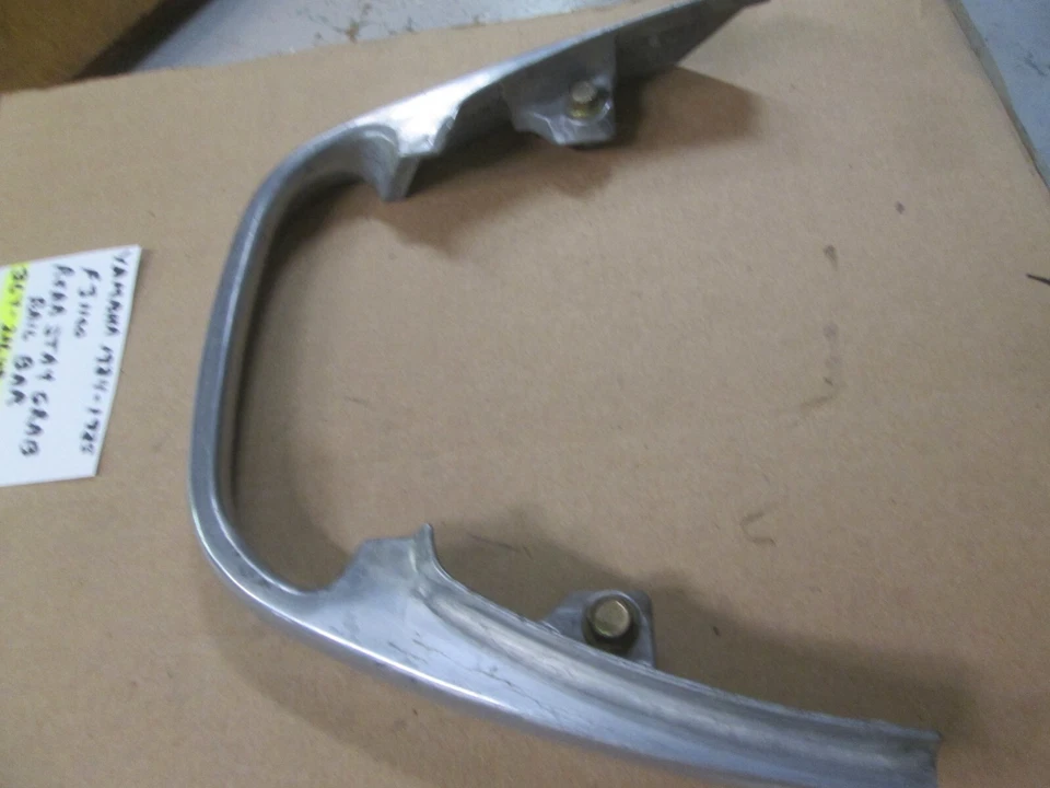 Yamaha 1984 - 1985 FJ1100  rear passenger stay grab rail bar 36Y-21645-00-00 - Image 4 of 4