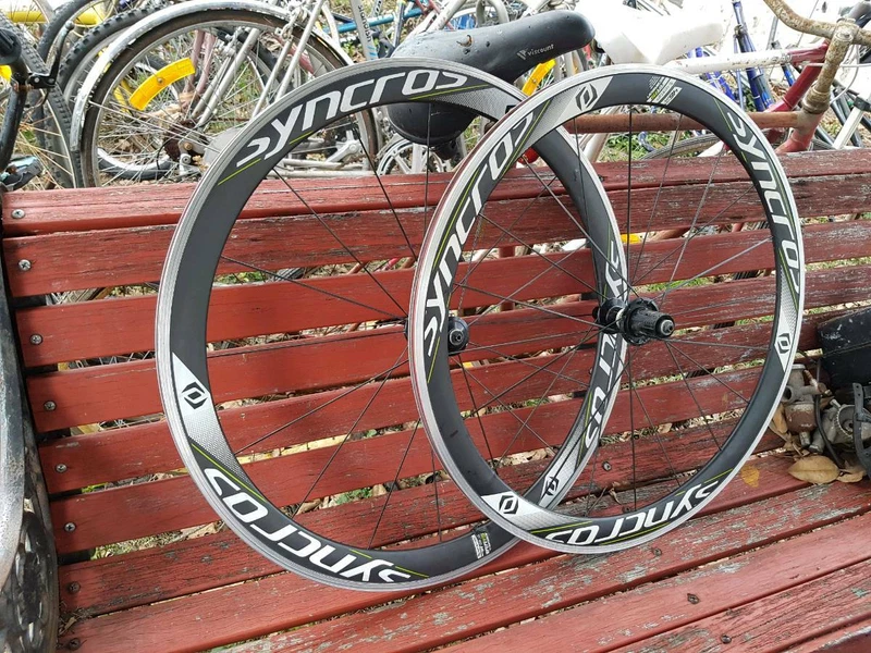 road bike wheels gumtree