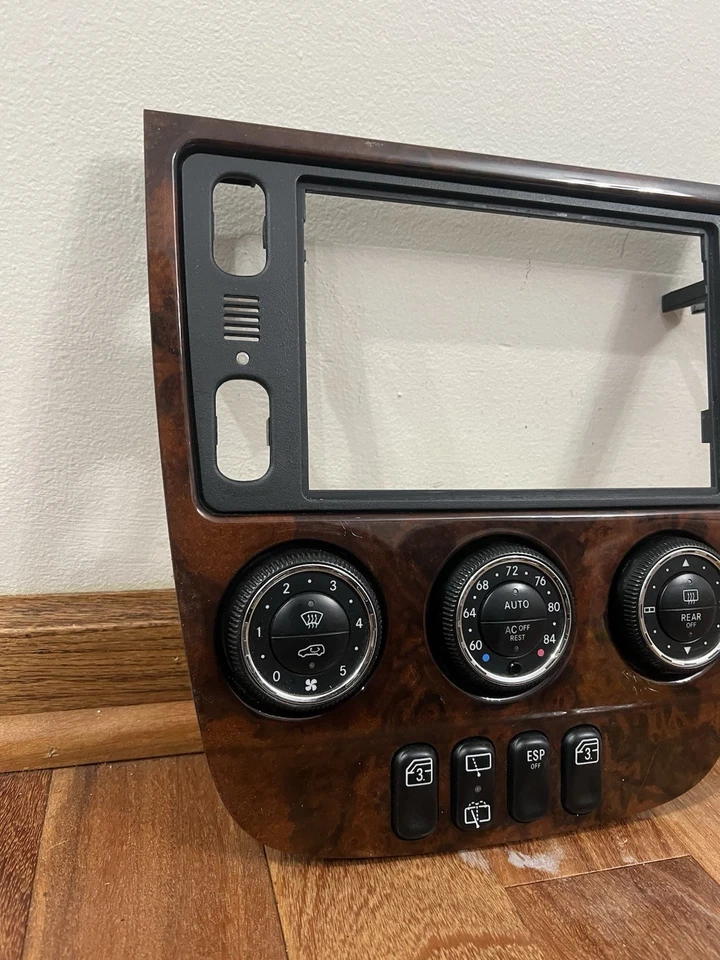 A1638202889 Mercedes Benz ML163 Center Console AC A/C Heater Switch Trim Assembl - Image 2 of 4