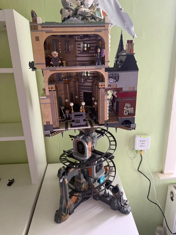 LEGO Harry Potter 76417 Gringotts Wizarding Bank – Collectors' Edition, photo 4 of 5