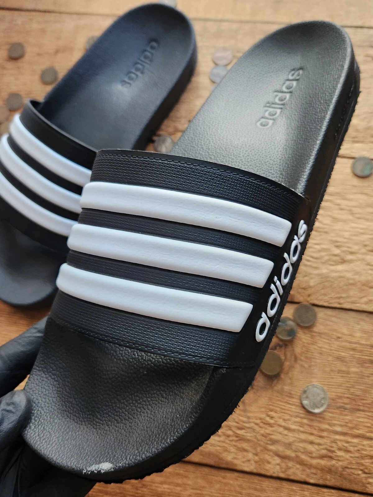 Usato Adidas Adilette Nero Slides T 12 GZ5922 Italia
