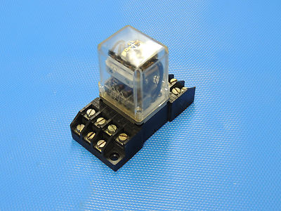 24V DC GS Relais R15 4PDT 10A      Inkl. Rechnung