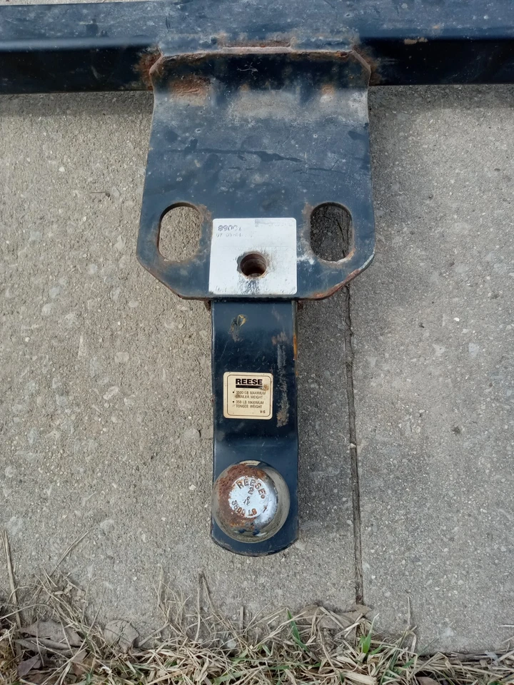 1996 Buick Park Avenue Reese Trailer Hitch Assembly As Pictured Foto 2 de 4