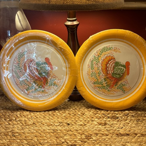 16 VTG ORANGE AND YELLOW THANKSGIVING 9 IN PAPER PLATES Paper Art Turkey