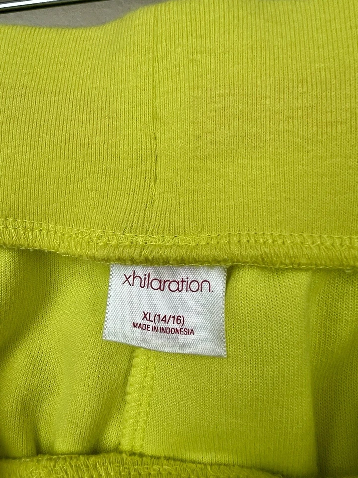 Pantalones Cortos Xhilaration NIÑA TALLA XL Amarillo Neón Terry Juvenil Cordón Cintura Elastizada Foto 2 de 4