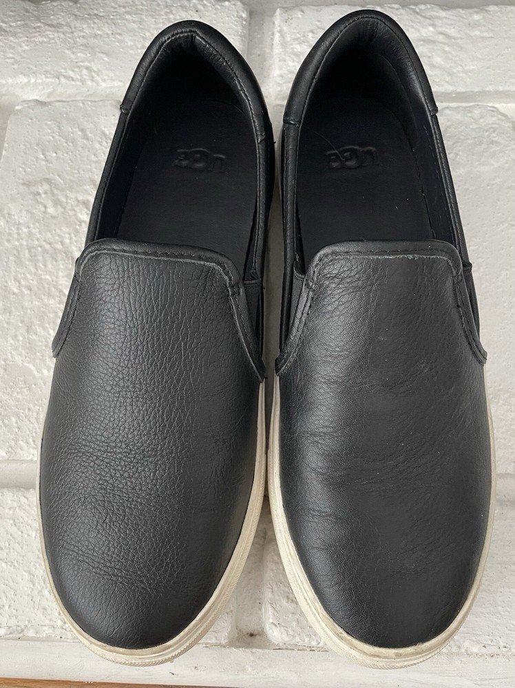 UGG Jass Platform Sneakers in Black Leather for Women Size 7