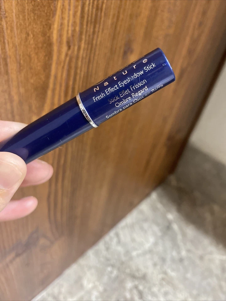 YVES ROCHER COULEURS NATURE Efecto Fresco Sombra de Ojos Stick Nieve Eterna Raro Foto 3 de 4