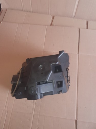 Mercedes E-Klasse W211 Sicherungskasten Ohne Deckel Motorsteuergerät A2115400124