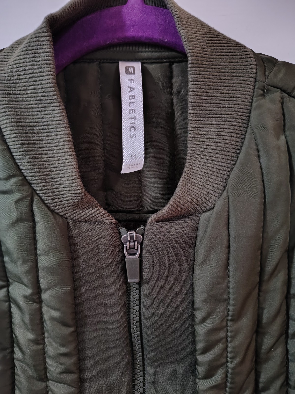 Fabletics Medium Green Lightweight Puff Zipper Ja… - image 6