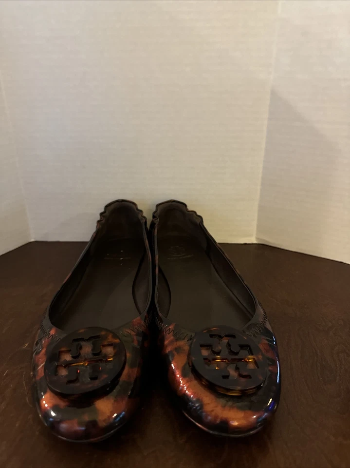 Pisos de ballet de viaje Tory Burch Minnie en charol tortuga talla 7 - Usados en excelente estado Foto 3 de 4