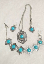 Green Faux Turquoise Necklace Bracelet Earring Jewelry Set 3 Pieces
