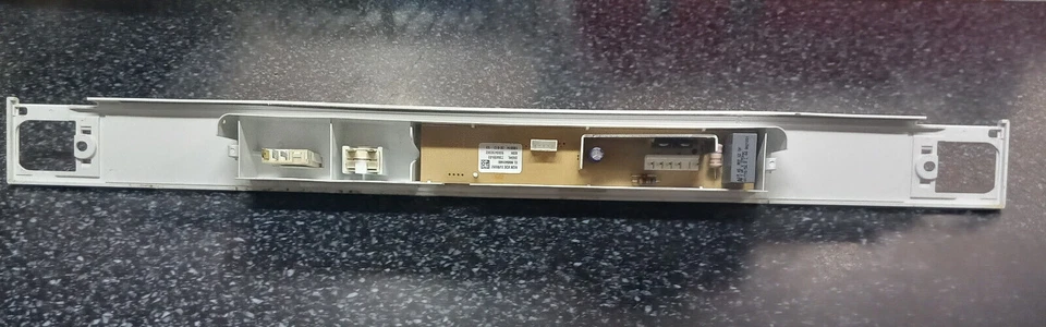 Frente con tarjeta electronica USADO frigorifico combi Balay 3KFB7400MY/01 - Imagen 3 de 4