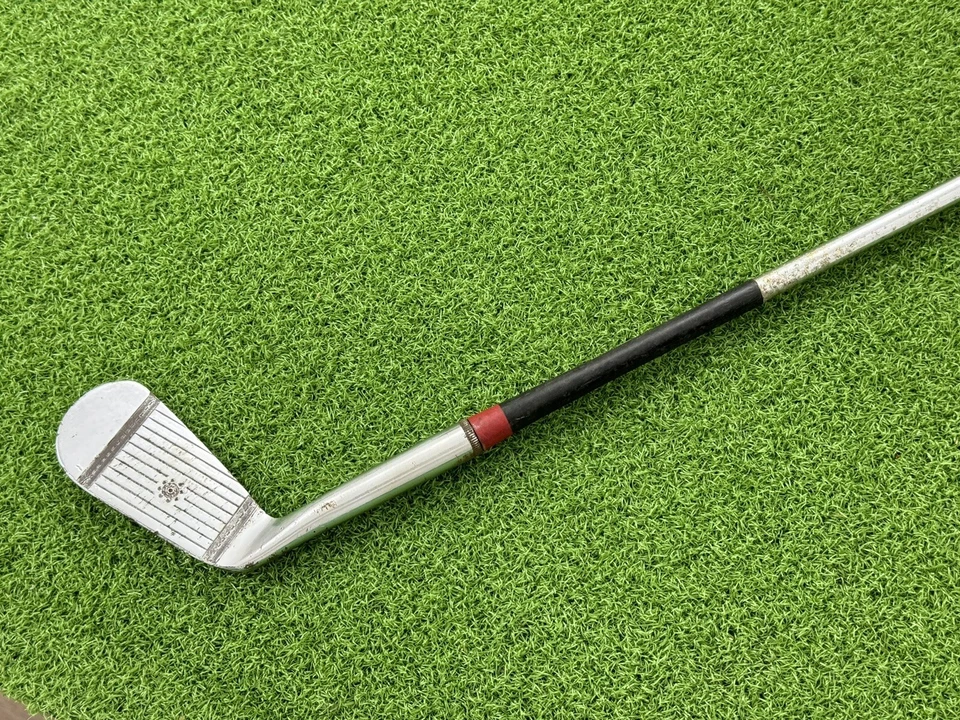 1920's AG SPALDING BROS KRO-FLITE Sweetspot Irons (1) IRON Right Handed Driving - Image 4 of 4