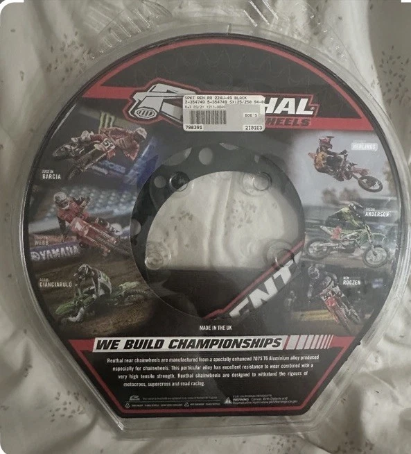 Задняя звездочка Renthal 224U-520-49GPBK черная 49T - Изображение 2 из 4