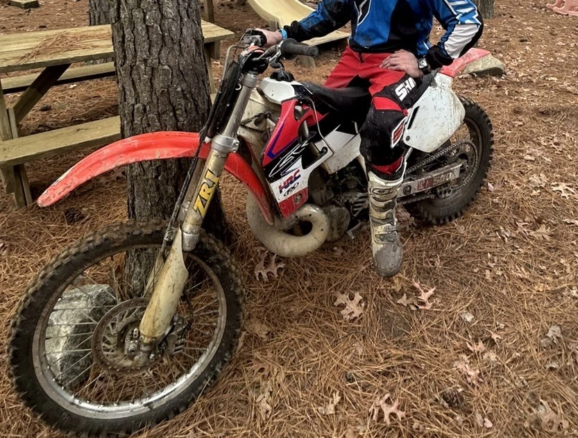 SUBCHASIS DE ALUMINIO HONDA CR500R 1991-2001 OEM NECESITA REPARACIÓN Foto 4 de 4