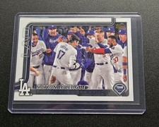 2025 Topps Baseball Series 1 #302 LOS ANGELES DODGERS Golden Mirror Variation 