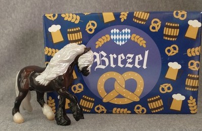 2022 Breyerfest Stablemate Brezel Glossy Flaxen Liver Chestnut Fell Pony NICE