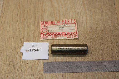 Kawasaki 13002-032 PIN-PISTON NOS NOWY oryginalny xn27546 - Zdjęcie 2 z 2