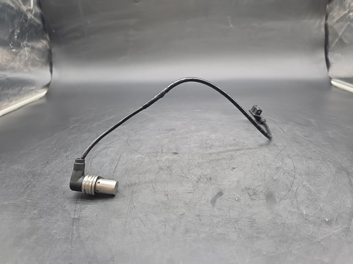 BMW E34 E32 NON VANOS CAMSHAFT CAM POSITION SENSOR OEM BOSCH 1724055.2 