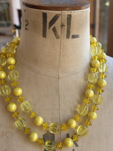 Vintage 1950s Double Strand West German Yellow Lucite Bead Necklace - Picture 5 of 7
