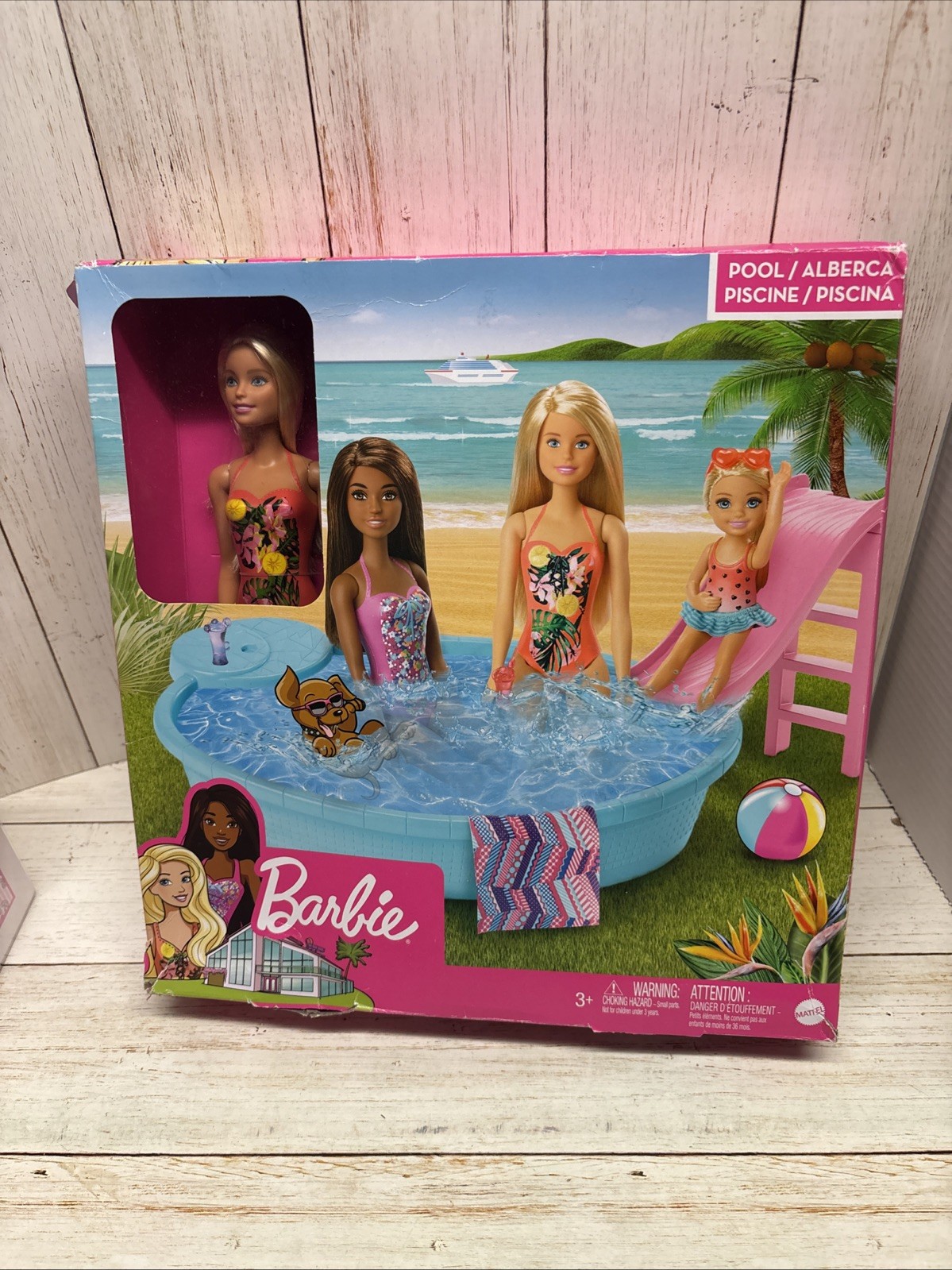 Barbie – Barbie Con Piscina Glam