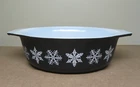Vintage Pyrex Black Snowflake Oval Casserole Dish 043  1 -1/2 Quart, No Lid