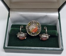 Vintage Miracle Brand Costume Ring And Clip On Earrings Set.